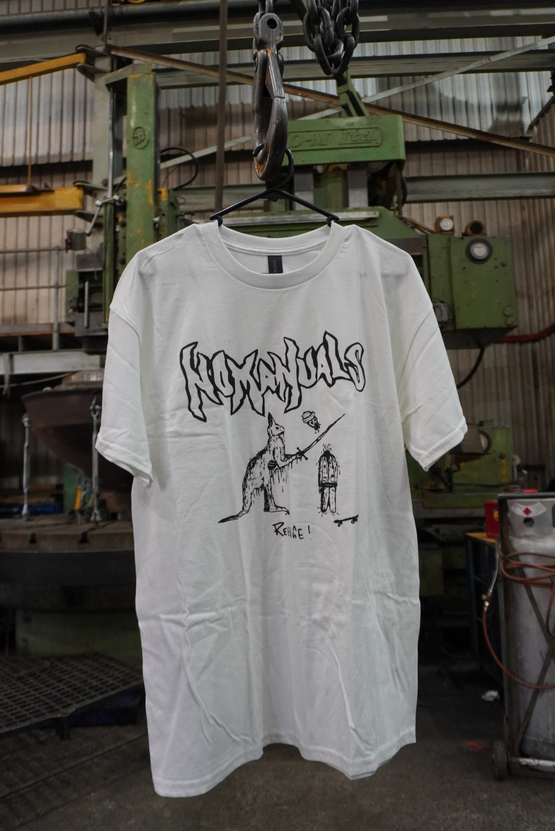 No Manuals kangaroo Tee